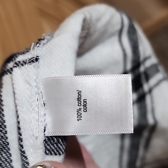 ⭐️Maurice's Flannel⭐️ New - Picture 5 of 5